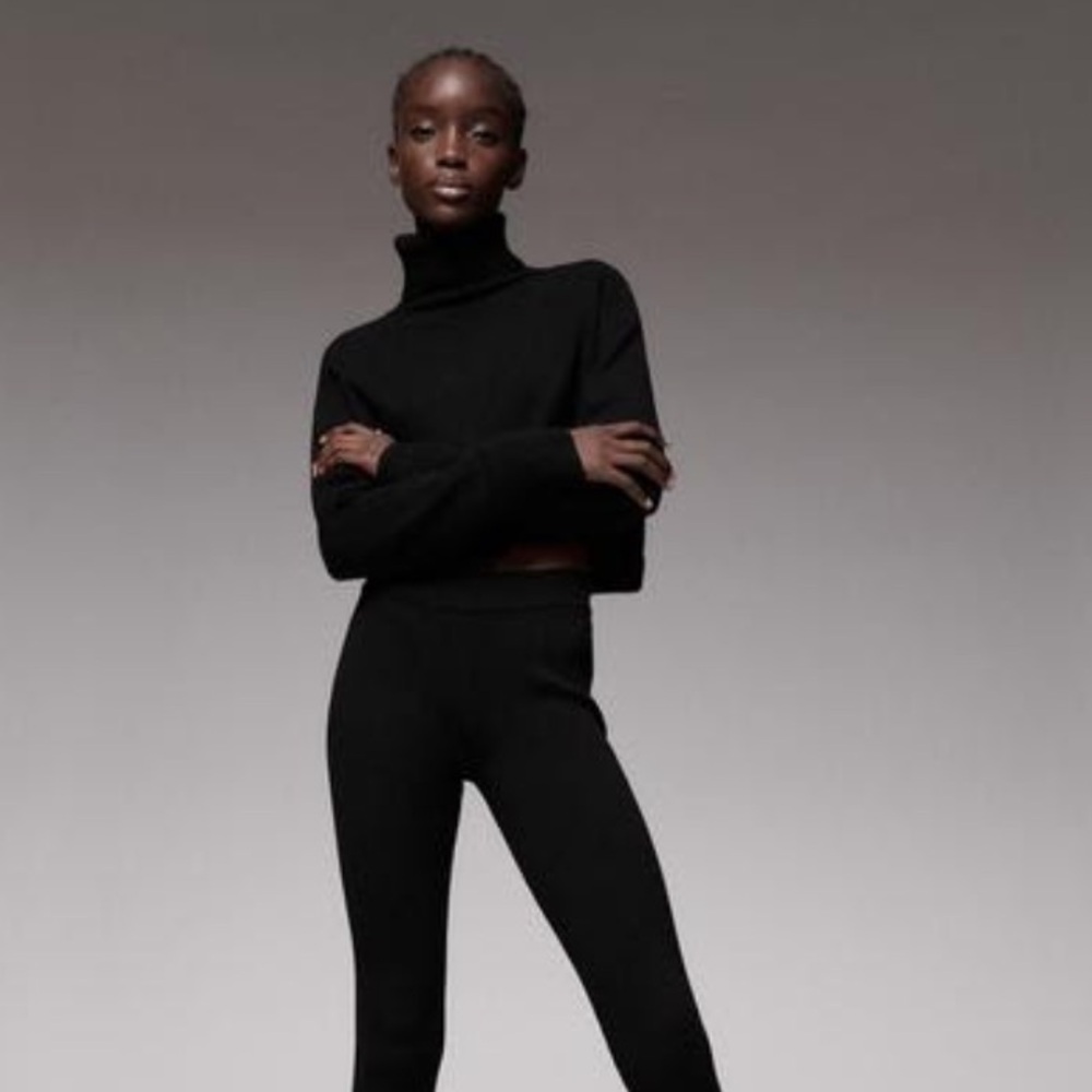 Zara Ribbed Black Knitwear Cropped